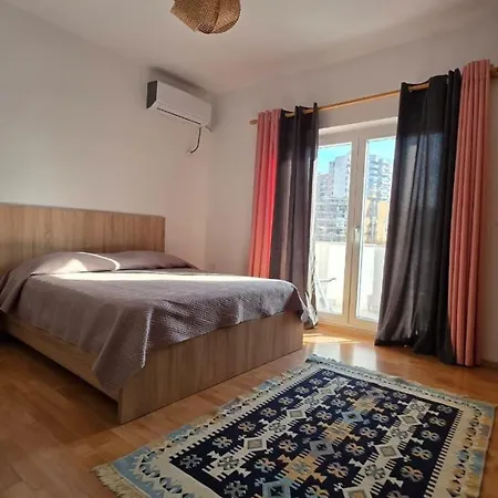The Writers' Neighbor Apartment